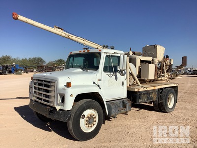 1987 International Auger Unit Cab and Chassis