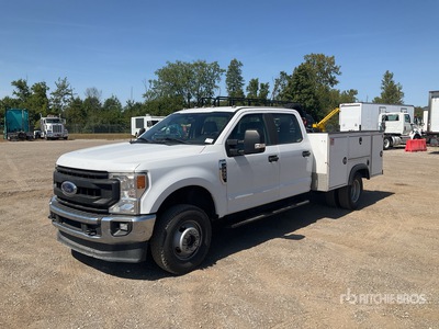 2020 Ford F-350 XL 4x4 Crew Cab Utility Truck