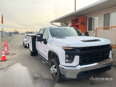 2022 Chevrolet Silverado 3500HD 4x4 Crew Cab Camion utilitaire
