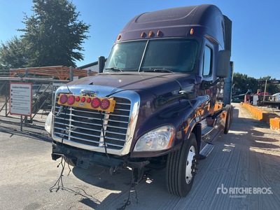 2014 Freightliner Cascadia 125 T/A Sleeper Truck Tractor