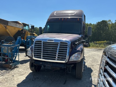 2014 Freightliner Cascadia 125 6x4 T/A Sleeper Truck Tractor (Inoperable)
