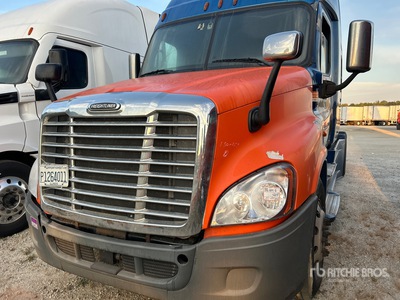 2017 Freightliner Cascadia 125 T/A Sleeper Truck Tractor