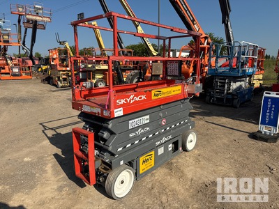 2018 Skyjack 3226 Electric Scissor Lift