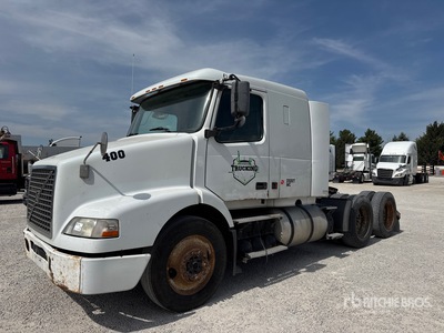 2005 Volvo VNM 6x4 T/A Sleeper Truck Tractor