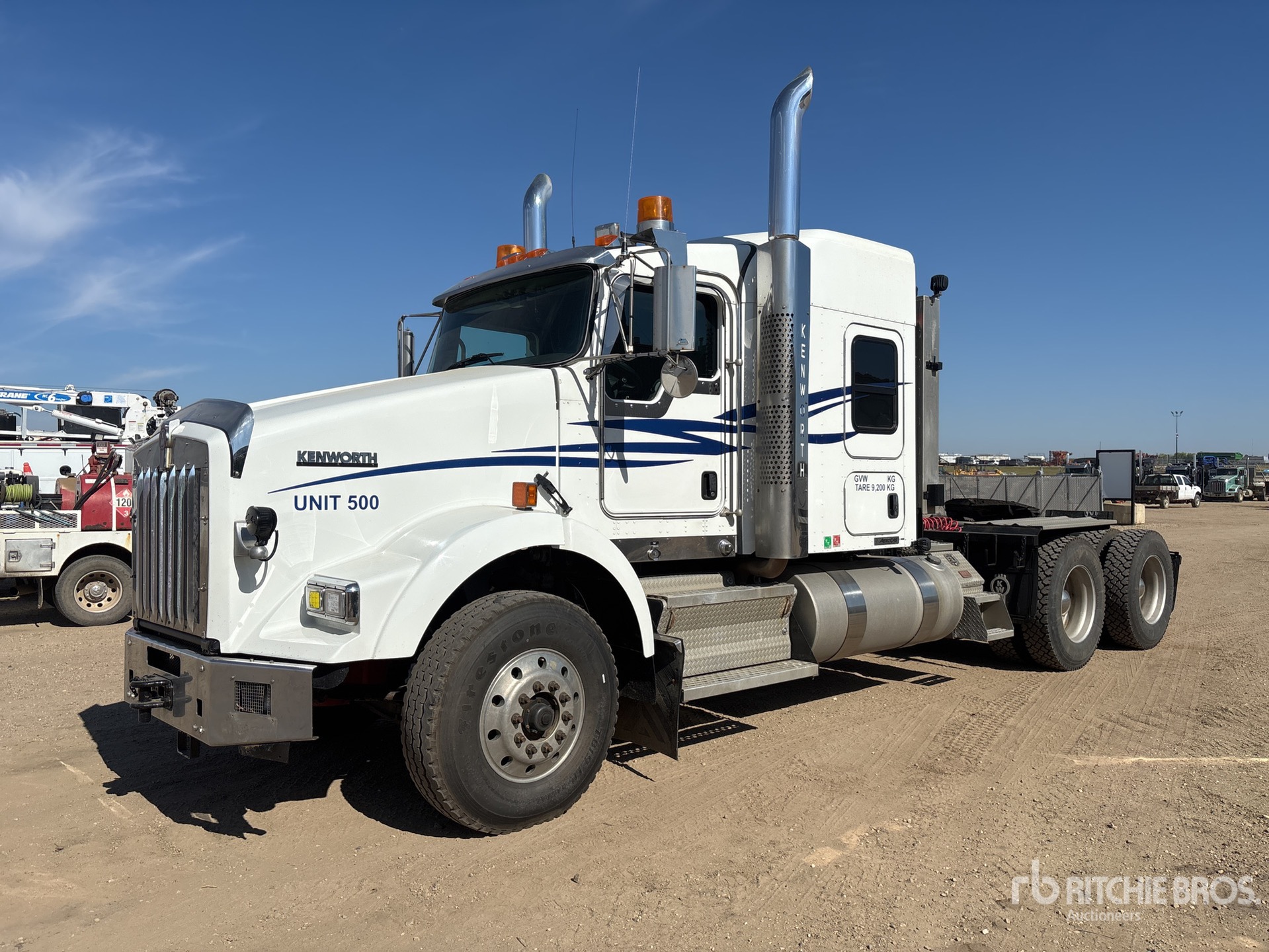 2014 Kenworth T800 6x4 تراكتور شاحنة كابينة النوم (ثنائية المحور)