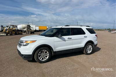 2015 Ford Explorer XLT 4WD SUV Sport Utility Vehicle