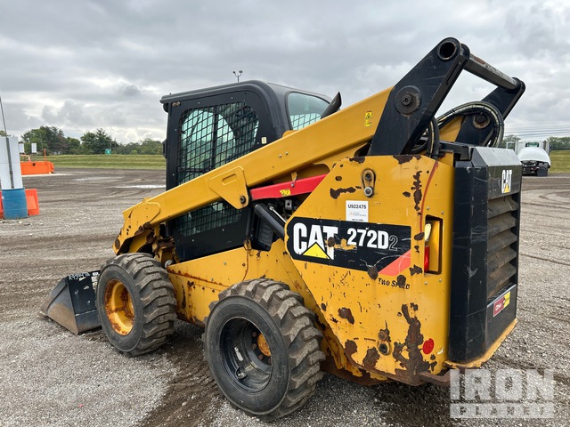 MINI CARGADOR SOBRE RUEDAS 2015 CATERPILLAR 272D2