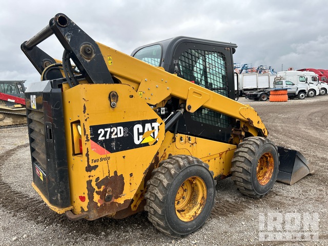 MINI CARGADOR SOBRE RUEDAS 2015 CATERPILLAR 272D2