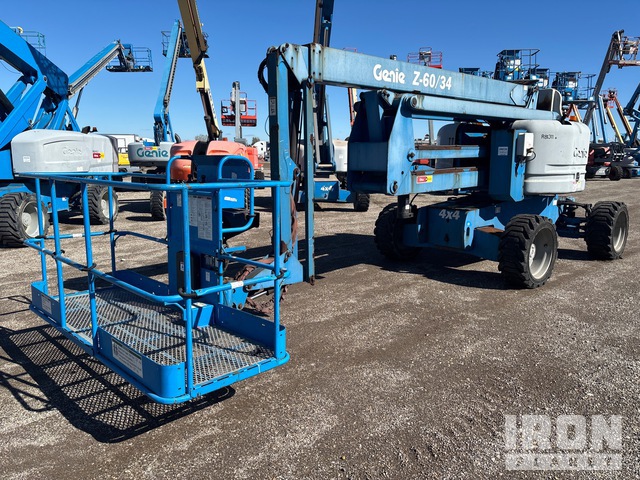 ELEVADOR ARTICULADO 2014 GENIE 4WD Z6034