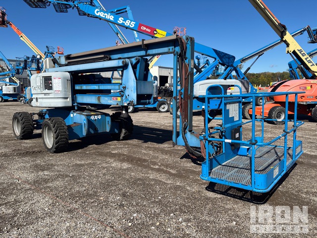 ELEVADOR ARTICULADO 2014 GENIE 4WD Z6034