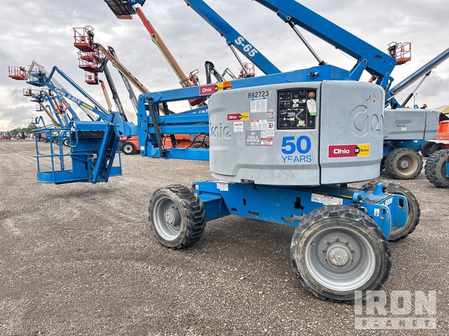 ELEVADOR ARTICULADO 2016 GENIE 4WD Z4525J