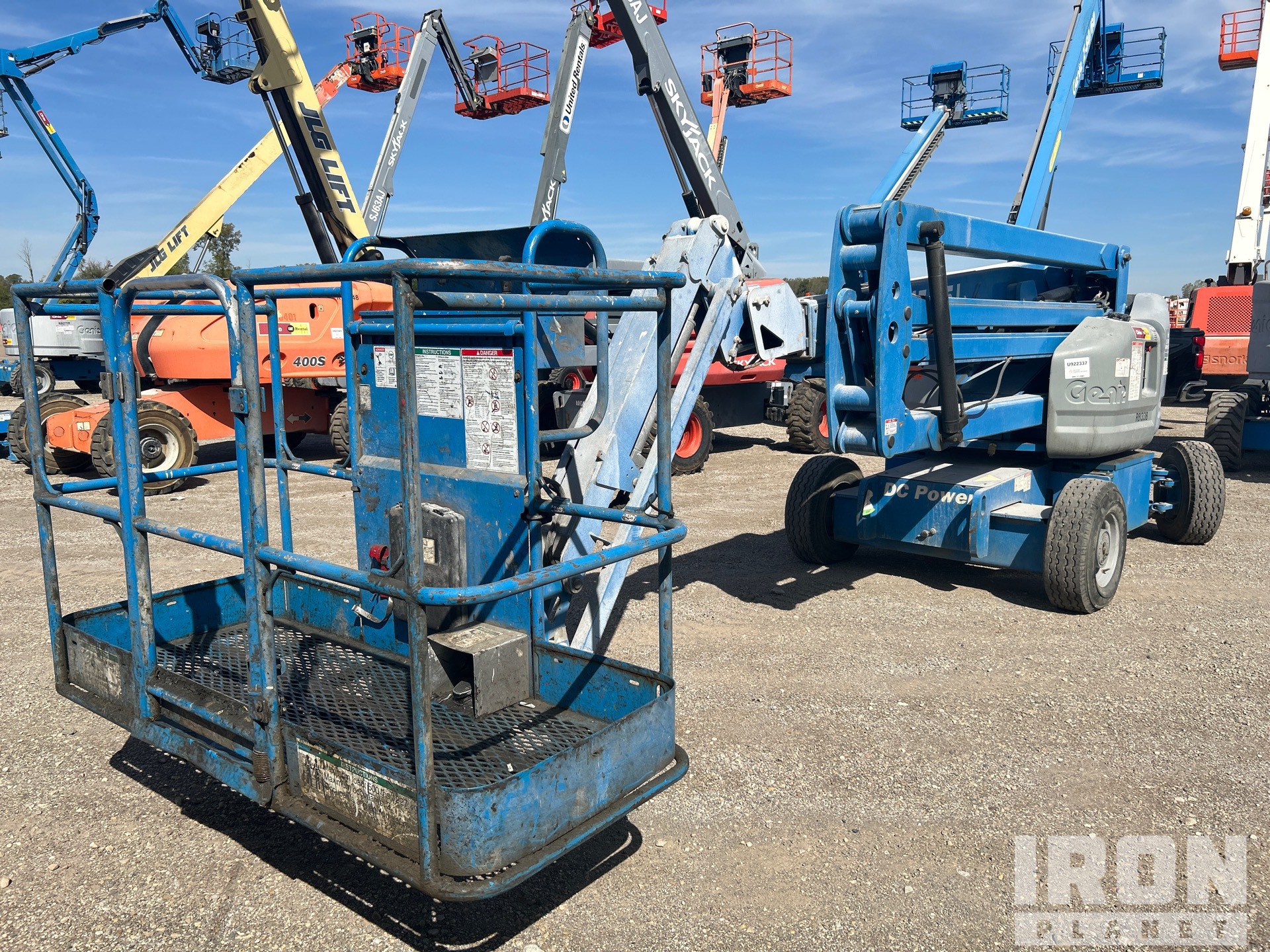 【専用出品】UFO9Mアーム 細爪20° 太爪35° 2014 Genie Z45/25E 2WD Electric Articulating Boom Lift in South