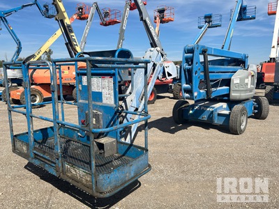 2014 Genie Z45/25E 2WD Electric Articulating Boom Lift