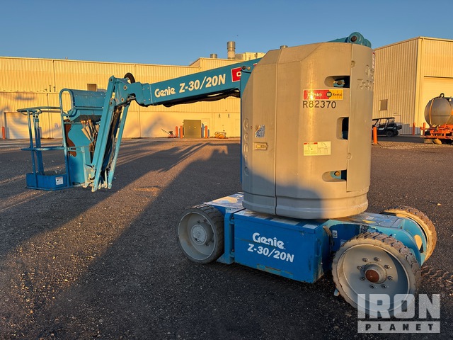 ELEVADOR ARTICULADO 2015 GENIE Z3020N