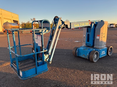 2015 Genie Z-30/20N 2WD Electric Articulating Boom Lift