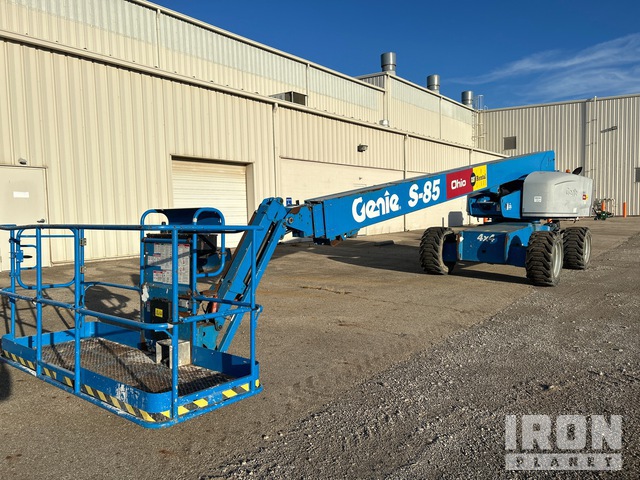 ELEVADOR TELESCóPICO 2015 GENIE 4WD S85