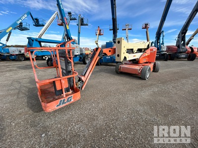 2014 (unverified) JLG E450AJ 2WD Electric Articulating Boom Lift