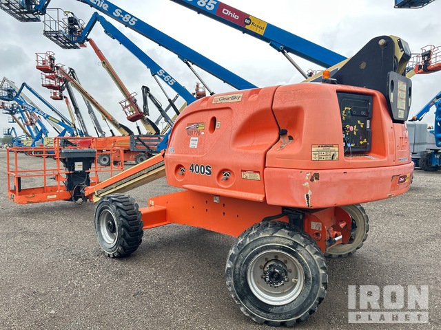 ELEVADOR TELESCóPICO 2015 JLG 4WD 400S