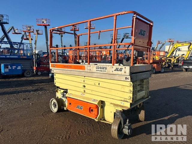 ELEVADOR TIJERA 2007 JLG 3246ES