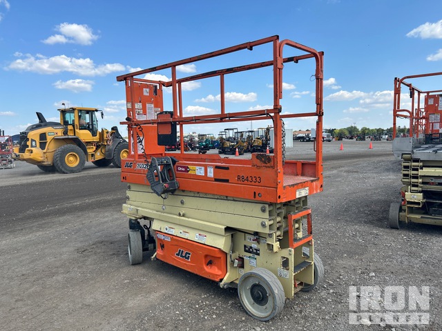 ELEVADOR TIJERA 2018 JLG 2032ES