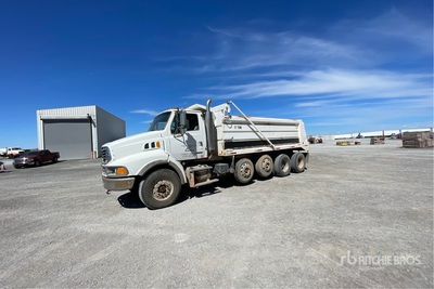 2005 Sterling LT9500 10x4 Quad/A Dump Truck