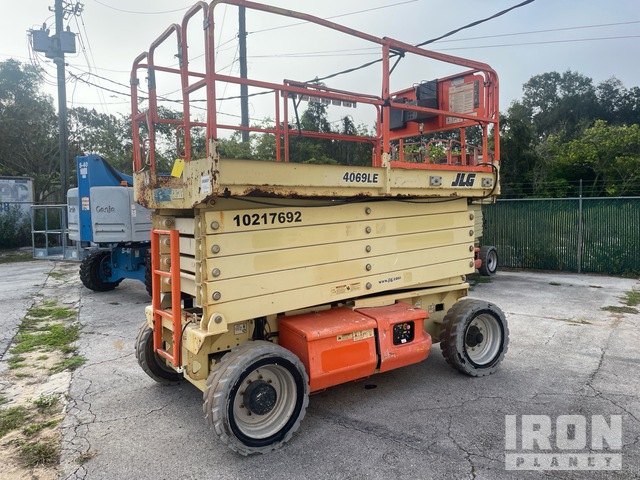 ELEVADOR TIJERA 2014 JLG 4069LE