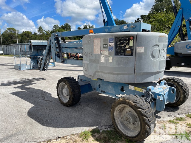 ELEVADOR ARTICULADO 2014 GENIE 4WD Z4525J