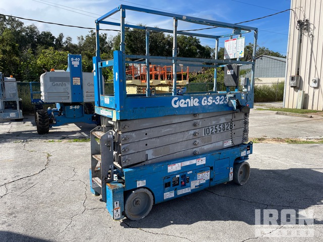 ELEVADOR TIJERA 2014 GENIE GS3232