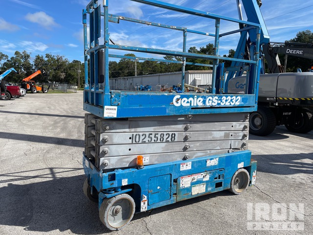 ELEVADOR TIJERA 2014 GENIE GS3232