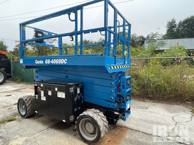 ELEVADOR TIJERA 2022 GENIE GS4069DC