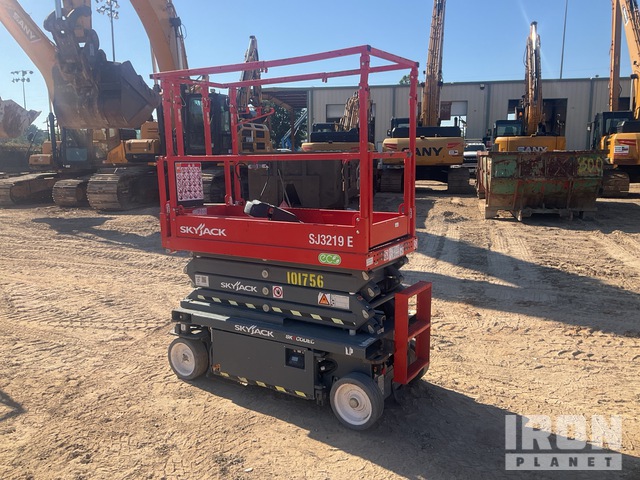 ELEVADOR TIJERA 2024 SKYJACK SJ3219E