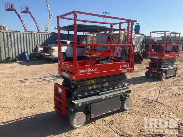 ELEVADOR TIJERA 2024 SKYJACK SJ3219E