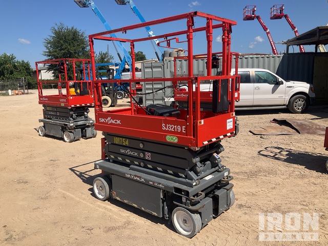 ELEVADOR TIJERA 2024 SKYJACK SJ3219E