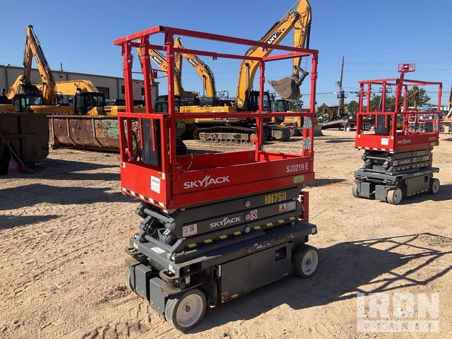 ELEVADOR TIJERA 2024 SKYJACK SJ3219E