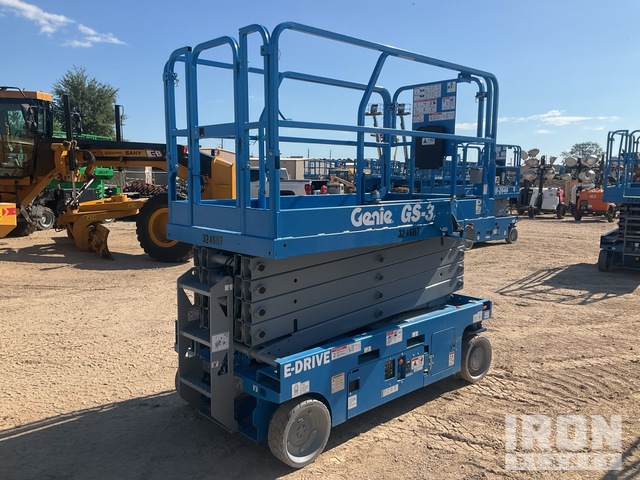 ELEVADOR TIJERA 2024 GENIE GS3246