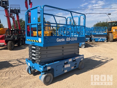 2024 GENIE GS-3246 Electric Scissor Lift