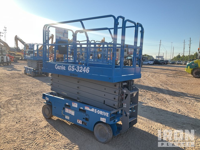 ELEVADOR TIJERA 2024 GENIE GS3246