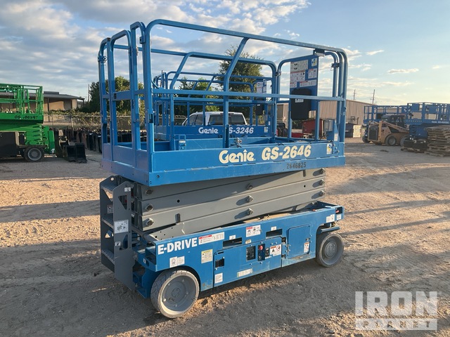 ELEVADOR TIJERA 2023 GENIE GS2646