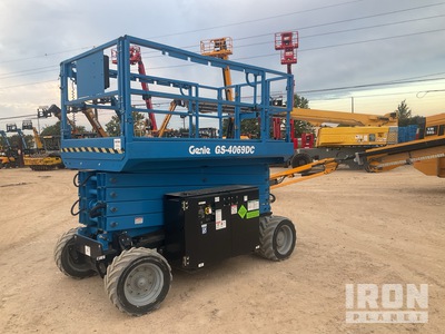 2022 GENIE GS-4069 DC Electric Scissor Lift
