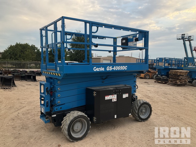 ELEVADOR TIJERA 2022 GENIE GS4069DC
