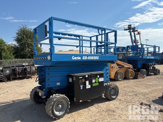 ELEVADOR TIJERA 2022 GENIE GS4069DC