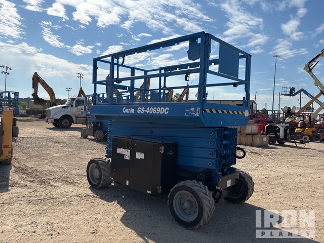 ELEVADOR TIJERA 2022 GENIE GS4069DC