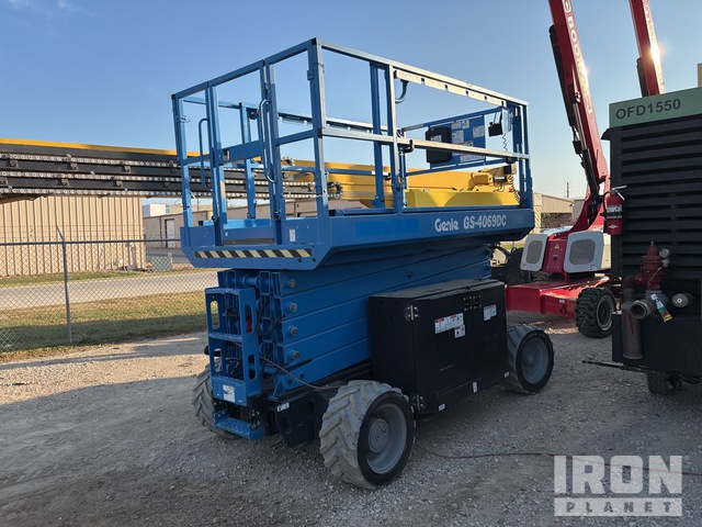 ELEVADOR TIJERA 2022 GENIE GS4069DC