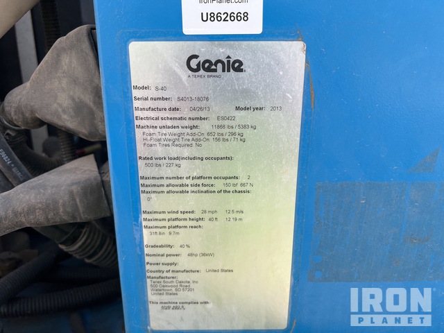 ELEVADOR TELESCóPICO 2013 GENIE 4WD S40