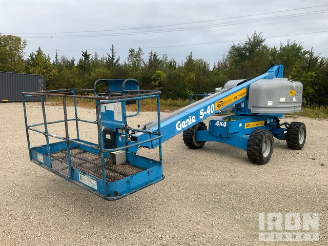 ELEVADOR TELESCóPICO 2015 GENIE 4WD S40