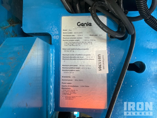 ELEVADOR TELESCóPICO 2015 GENIE 4WD S40