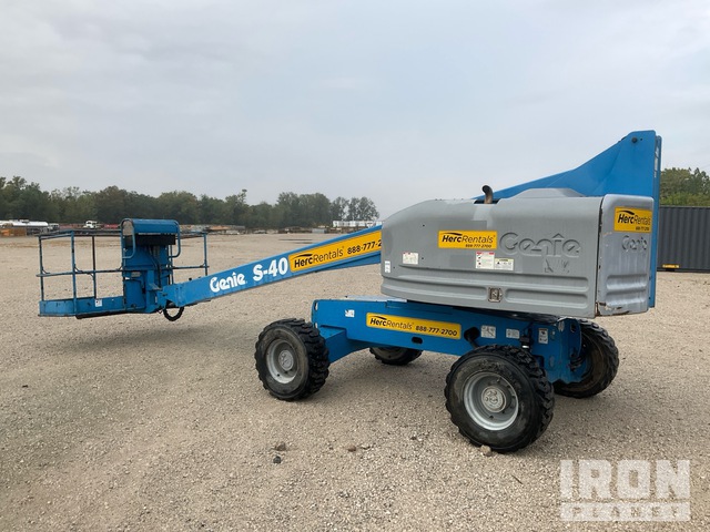 ELEVADOR TELESCóPICO 2015 GENIE 4WD S40