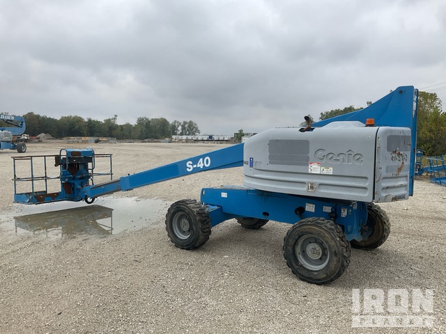 ELEVADOR TELESCóPICO 2015 GENIE 4WD S40