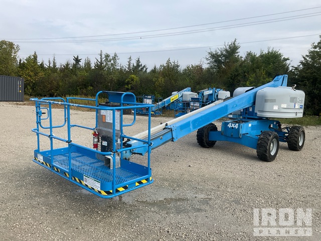 ELEVADOR TELESCóPICO 2014 GENIE 4WD S40