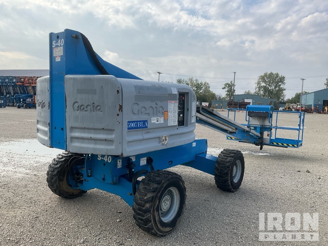 ELEVADOR TELESCóPICO 2014 GENIE 4WD S40